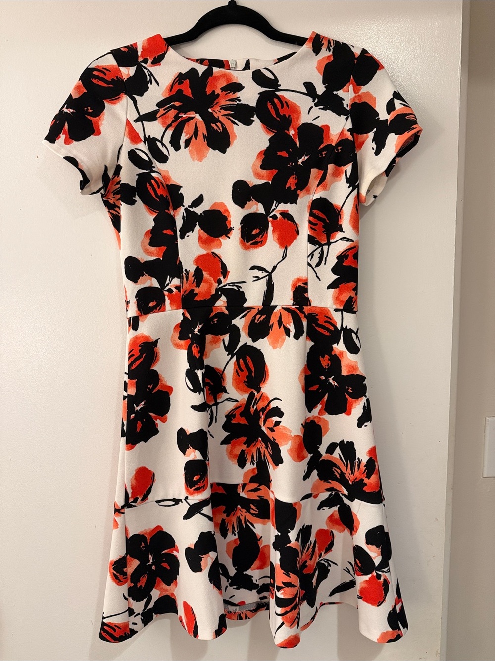 love...ady White Fit-and-Flare Dress with Black & Pink Floral Print